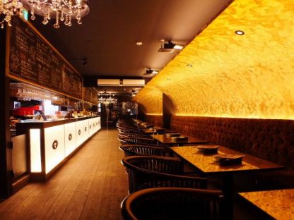 肉＆ワインバル COBY 宜野湾店／那覇新都心店（株式会社コーラル・パートナーズ） フード系